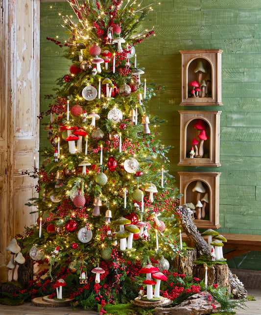 "Woodland Wonder" Decorated Christmas Tree